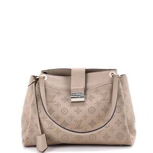 Louis Vuitton Sevres Handbag Mahina #254236L19B